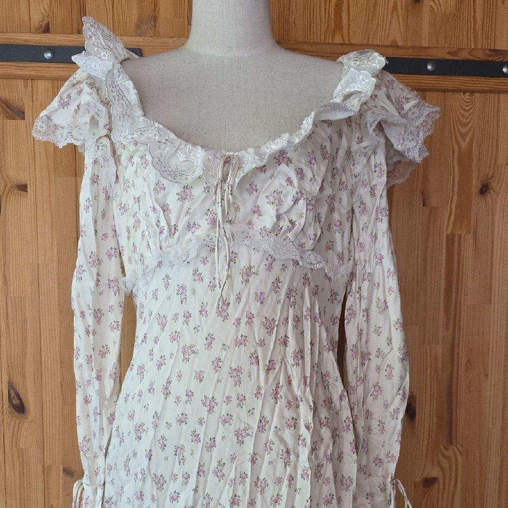NWOT FOR LOVE AND LEMONS PASTEL FIELDS PINK ROSE PRINT WHITE MIDI DRESS SIZE L - Picture 3 of 10